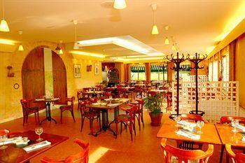 Auberge Du Parc Baudricourt Екстериор снимка